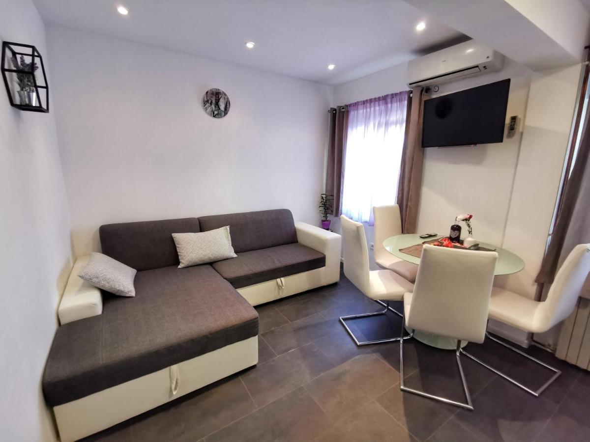 Apartments Plejic Seget Vranjica Exterior foto