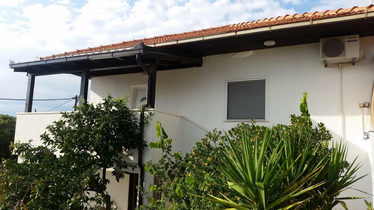 Apartments Plejic Seget Vranjica Exterior foto